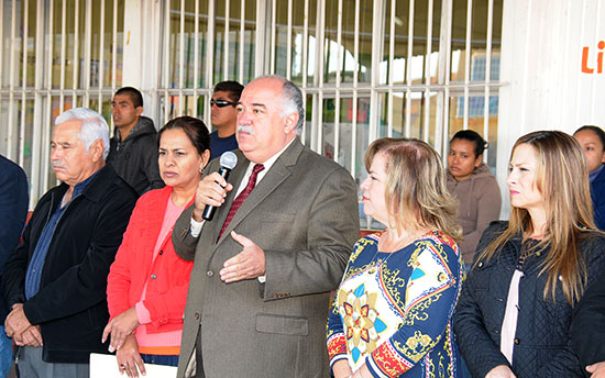 Preside Melchor Sánchez Lunes Cívico