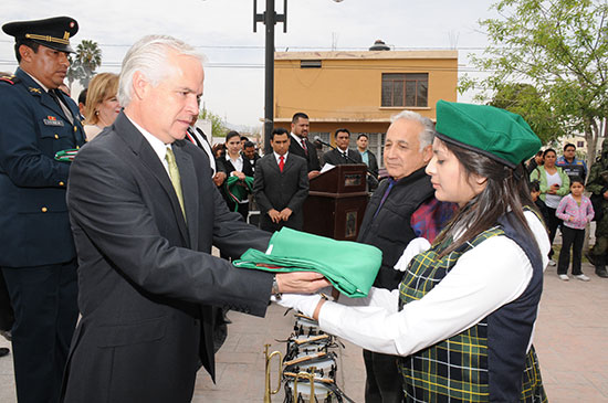 Celebran en Monclova el Día de la Bandera Nacional