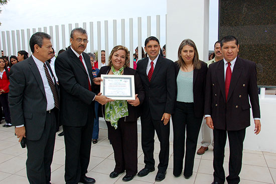 Asiste Antonio Nerio al aniversario de la Normal de San Juan de Sabinas