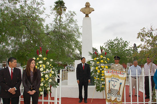 Encabeza Antonio Nerio ceremonias en honor a Benito Juárez