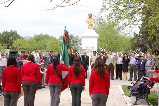 Encabeza Antonio Nerio ceremonias en honor a Benito Juárez