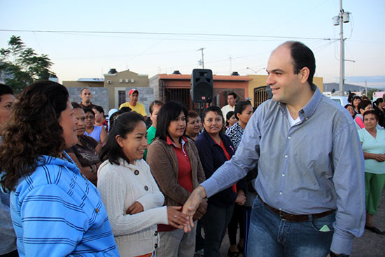 Rehabilita gobierno municipal puente peatonal en la Francisco Villa