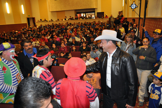 GRAN INAUGURACIÓN DEL PRIMER ENCUENTRO REGIONAL DE PAYASOS 2013 