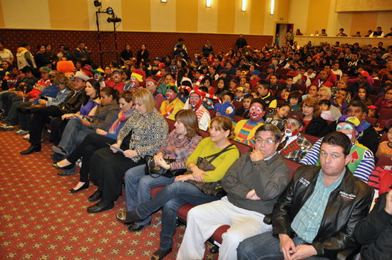 GRAN INAUGURACIÓN DEL PRIMER ENCUENTRO REGIONAL DE PAYASOS 2013 