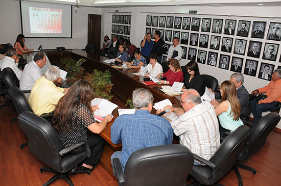 Realizan reunión del COPLADEM 2013