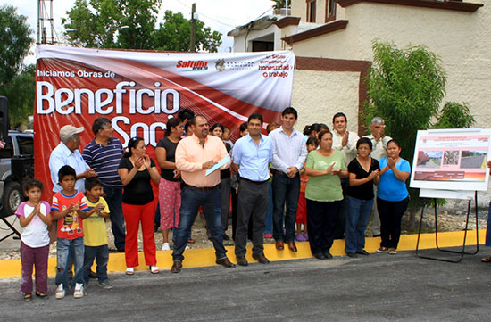 Lleva Jericó Abramo pavimentación a colonia periodistas