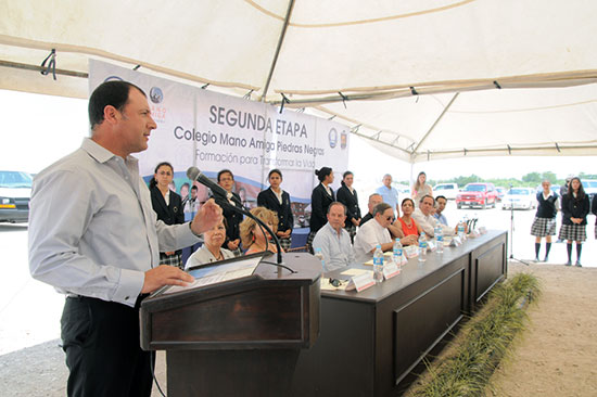 Participa Alcalde en inauguración de la segunda etapa del Colegio Mano Amiga