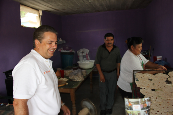 Constata Evaristo Lenin graves carencias en colonias populares