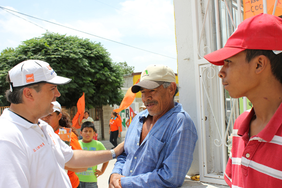 Constata Evaristo Lenin graves carencias en colonias populares