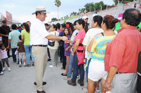 ENCABEZA ALCALDE “DE TOUR POR PIEDRAS NEGRAS” 