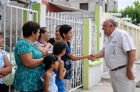 Supervisa Melchor Sánchez construcción de cancha