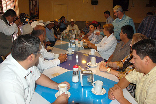 Festeja Antonio Nerio día del campesino