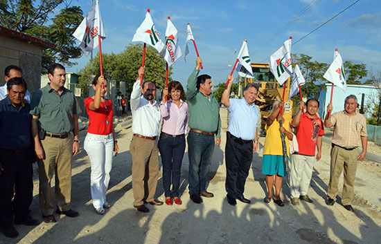 Inician obras de pavimentación del programa Hábitat 2013