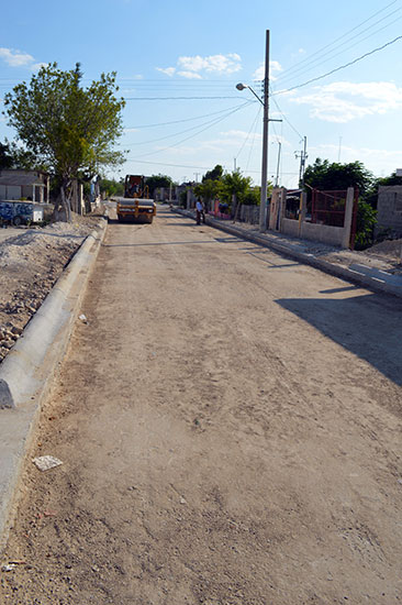 Inician obras de pavimentación del programa Hábitat 2013