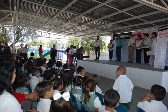 Entregan  obra en Jardín de Niños Isabel Amalia 