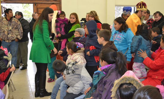 La ilusión de los Reyes Magos llegó a la Villa de San Juan de Sabinas