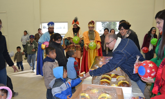 La ilusión de los Reyes Magos llegó a la Villa de San Juan de Sabinas