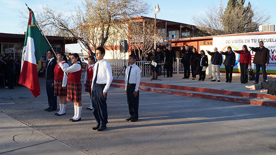 Lleva César Gutiérrez el programa “De visita en tu escuela” a secundaria Julio Galán Romo