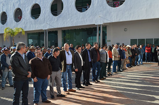 Presentaron Código de Ética del gobierno de unidad 2014-2017 y tomaron protesta a funcionarios municipales