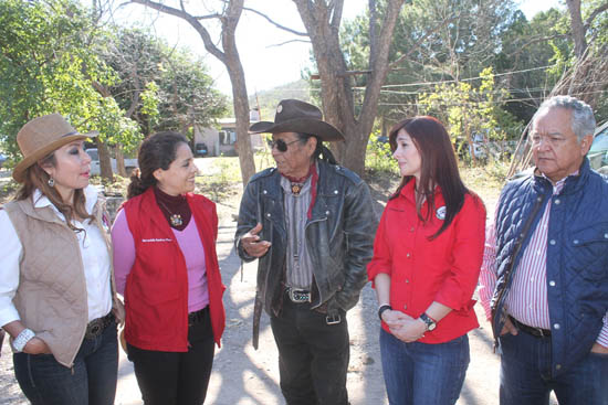   VISITA LA SECRETARIA DE ACCIÓN INDÍGENA DEL CEN DEL PRI A LAS COMUNIDADES DE LOS NEGROS MASCOGOS Y LOS KIKAPOO