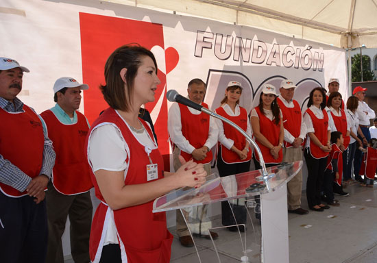 Entrega Carolina Viggiano 15 toneladas de apoyo a Colecta del Banco de Alimentos