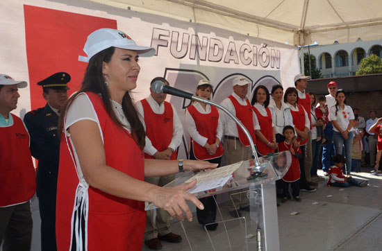 Entrega Carolina Viggiano 15 toneladas de apoyo a Colecta del Banco de Alimentos