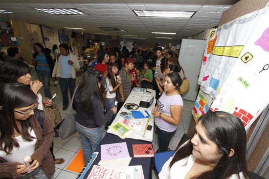 Presenta Facultad de Trabajo Social Feria Expo-Proyecto 