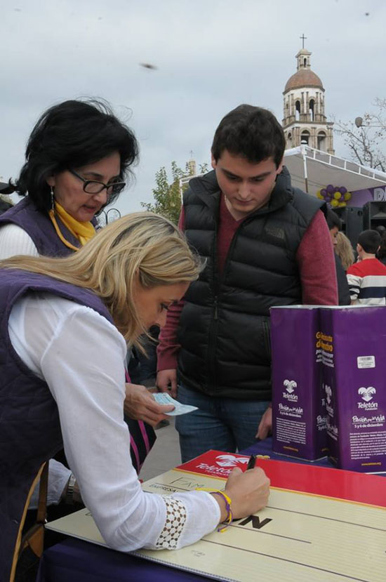 Dona la Presidencia Municipal al Teletón 