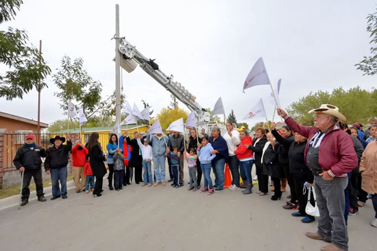  INICIAN TRABAJOS DE ELECTRIFICACIÓN EN LA COLONIA EL CAP