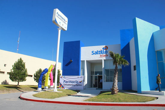 Abre farmacia DIF Saltillo