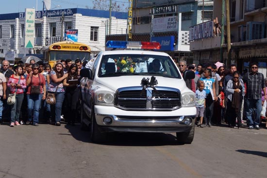 Encabeza César Gutiérrez último pase de lista de oficial caído 