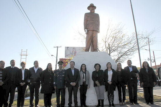 Festejan autoridades 97 Aniversario de la Constitución Mexicana