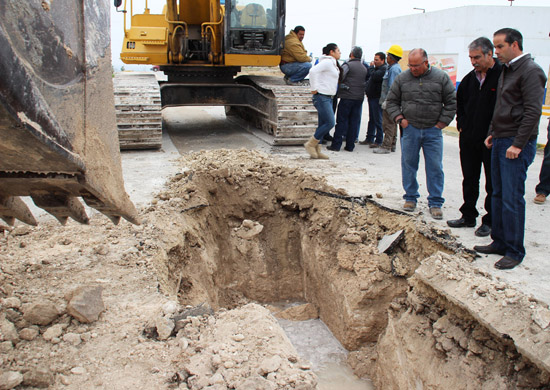 SUPERVISA ALCALDE PROYECTOS VITALES PARA EL CRECIMIENTO Y DESARROLLO ORDENADO DE PIEDRAS NEGRAS 