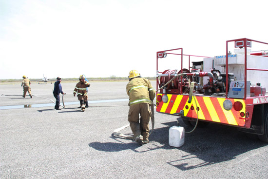 CUERPO DE BOMBEROS RECIBEN CAPACITACIÓN 