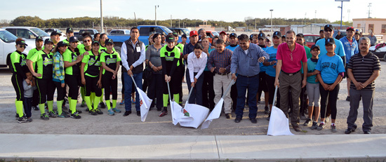 En marcha obra de alumbrado público en la Unidad Deportiva 