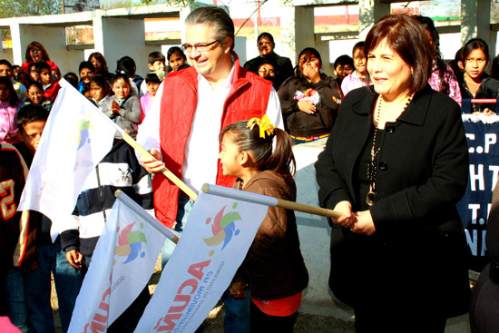 Inicia alcalde Evaristo Lenin Pérez, programa de infraestructura y rehabilitación de escuelas 