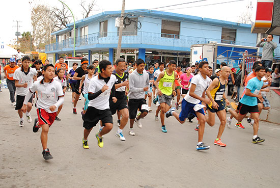 Inicia la Semana Juarista con carrera atlética