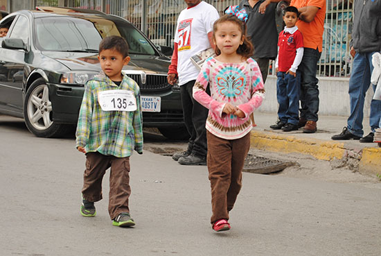 Inicia la Semana Juarista con carrera atlética