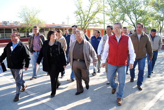 Inicia Lenin Pérez programa de mejora de infraestructura educativa