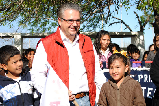 Inicia Lenin Pérez programa de mejora de infraestructura educativa