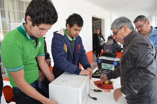 Se realiza Miércoles Ciudadano en Centro Comunitario Cedros 