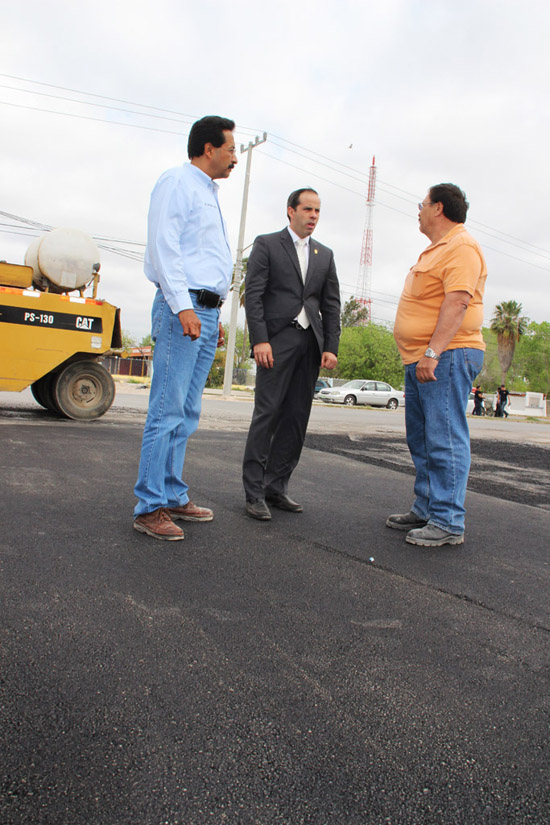 SUPERVISA ALCALDE PAVIMENTACIÓN DE AVENIDA LAS AMÉRICAS DE LA COLONIA CHAPULTEPEC 