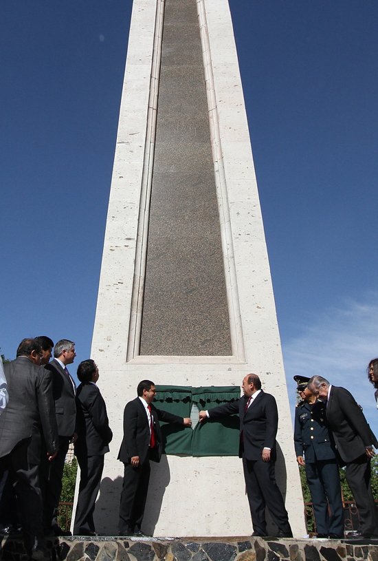 Encabeza el gobernador Rubén Moreira ceremonia del Centenario de la Toma de San Pedro 