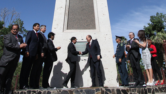 Encabeza el gobernador Rubén Moreira ceremonia del Centenario de la Toma de San Pedro 