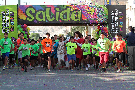 Más de 6 mil coahuilenses toman las calles de Torreón con la carrera ‘Actívate Coahuila Infantil’