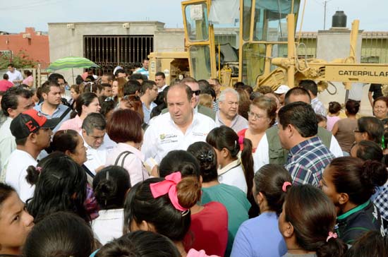 MÁS  Y MEJORES CARRETERAS PARA COAHUILA, INICIA GOBERNADOR OBRAS