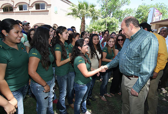 Realiza gobernador intensa gira de trabajo en 10 municipios de Coahuila