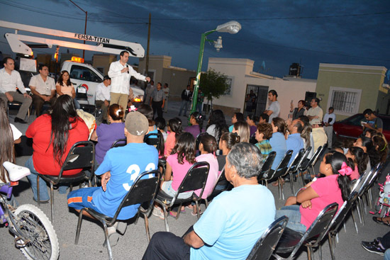  MUNICIPIO BRINDA MÁS SEGURIDAD A FAMILIAS DEL FRACCIONAMIENTO VILLARREAL