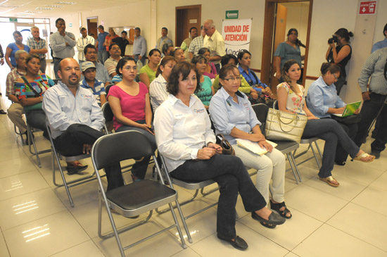 “Regalando Sonrisas” un nuevo proyecto en marcha de Salud Pública y DIF 