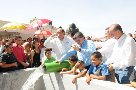 AGUA POTABLE PARA TODOS LOS COAHUILENSES